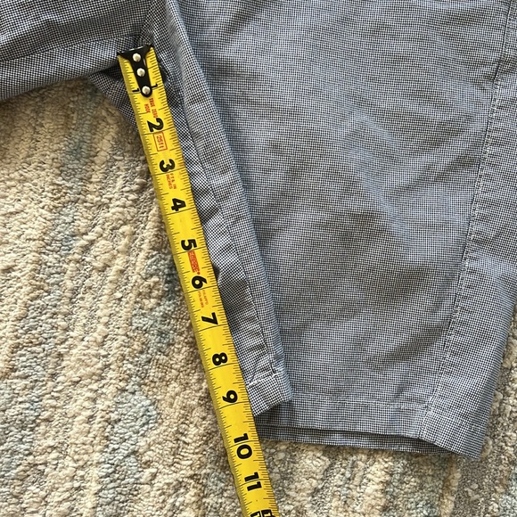 J. Crew blue shorts men 29” 10.5” inseam mini houndstooth pattern good - Picture 2 of 6